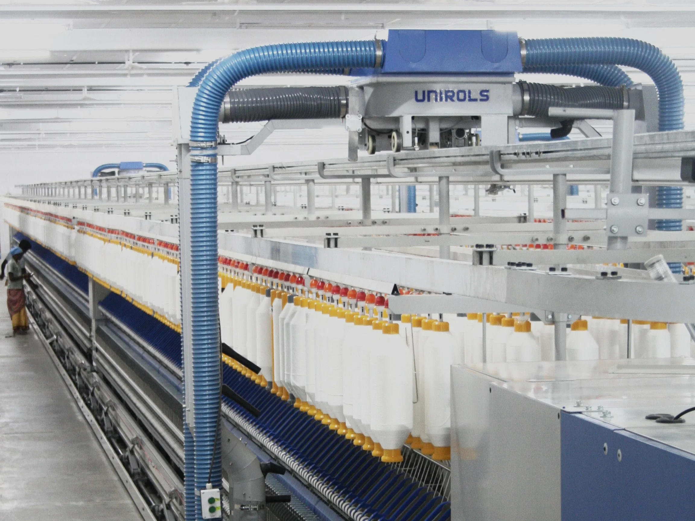Overhead Travelling Cleaner - for spinning units - Bus Bar